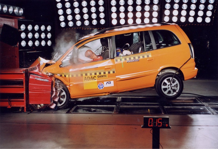 Crashtest Zafira CNG